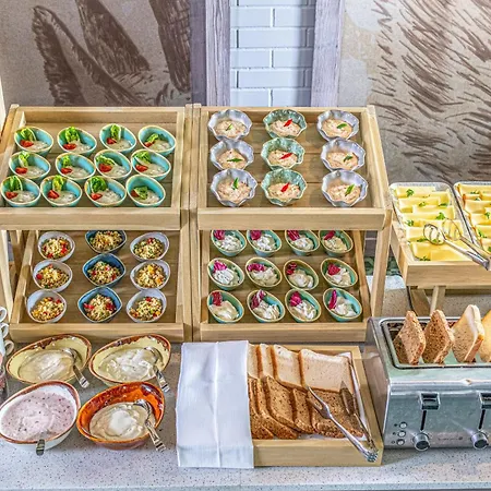 Zichy Csaladi Elmenybirtok Hotel 4*